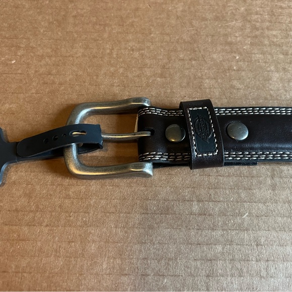 New with tags Dickies Men 2X 46-48 belt (6” adjustments 45”-51”) - Picture 10 of 13